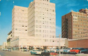 1959 postcard depicting the New First National Bank in Amarillo, TX